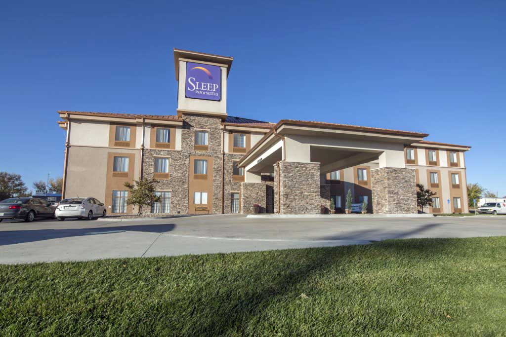 Sleep-Inn-Norton-KS-01 Delta Stucco